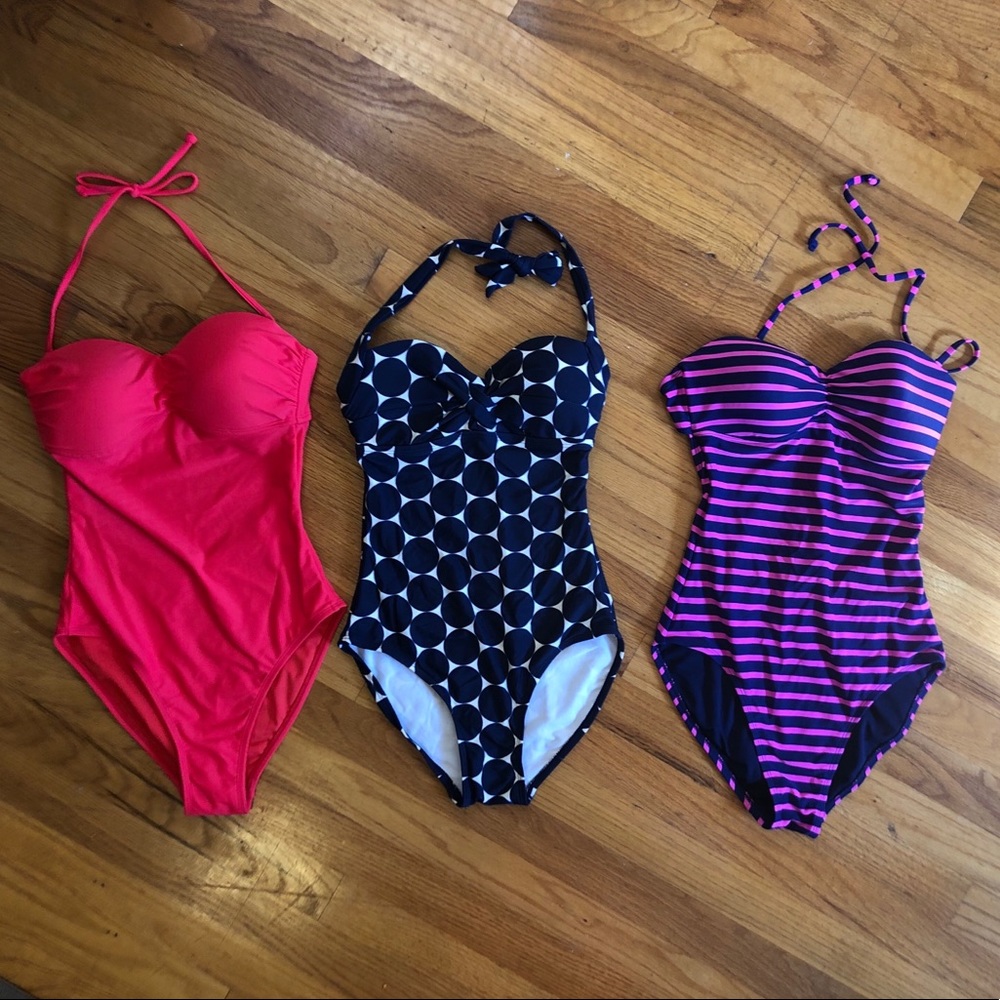 Old Navy | 3 swimsuits